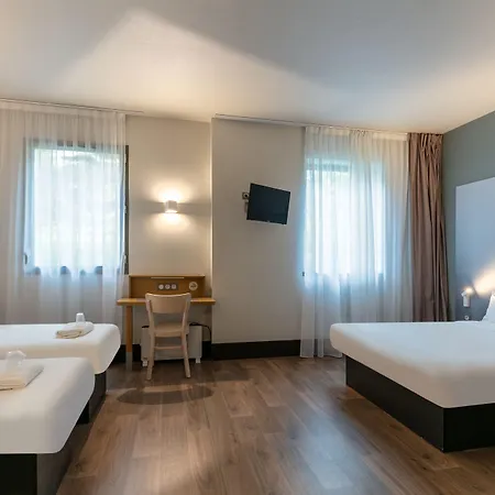 Cambo Hotel